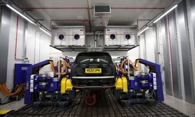 زیان ۲.۵ میلیارد دلاری اقتصاد انگلیس از هک جگوار لندرور