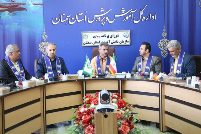 توسعه تشکلهای دانشآموزی ضرورت دارد توسعه تشکلهای دانشآموزی ضرورت دارد