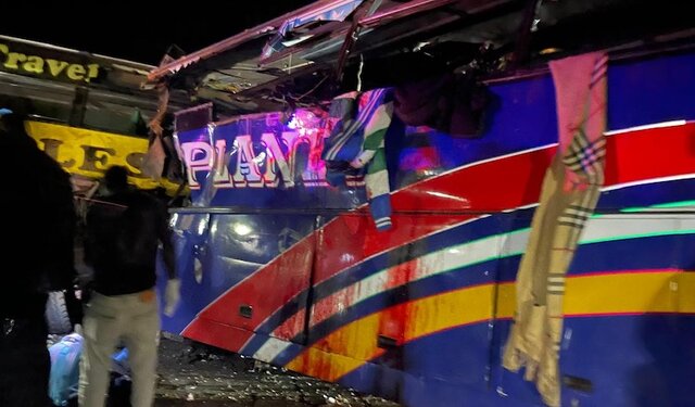 عکس تزئینی است کشته شدن بیش از ۶۰ نفر در تصادف زنجیرهای در «اوگاندا»+فیلم