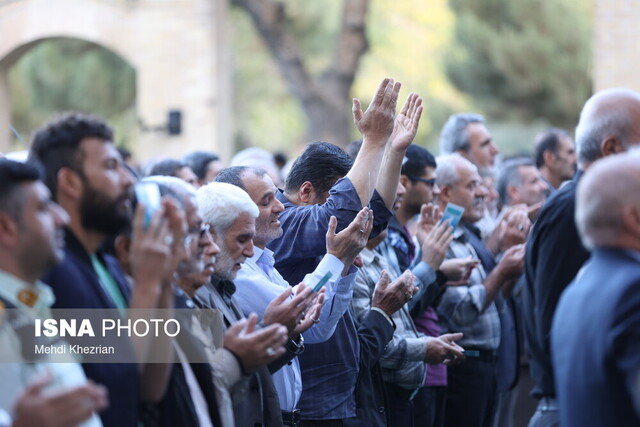 دست طلب مردم قزوین و محمدیه برای باران‌خواهی