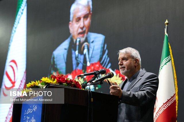 باید ایران زیبا و فرهنگی را برای جهانیان به نمایش بگذاریم