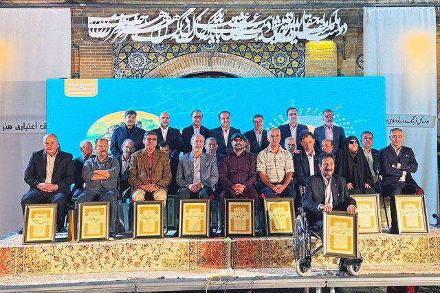 نکوداشت نامداران فرهنگ و هنر ایلام در قلعه تاریخی والی