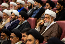 حضور حجت الاسلام عبدالله الدقاق نماینده شیخ عیسی قاسم در کنگره بین المللی میرزای نائینی - قم