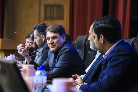 سخنرانی علی زینی‌وند، معاون سیاسی وزیر کشوردرنشست با جوانان کرمان