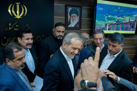 نشست رئیس جمهور با فعالین سیاسی آذربایجان غربی