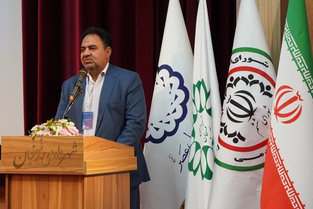 نخستین گردهمایی علمی حکمرانی خردمندانه توسعه پایدار شهری ایران در رفسنجان برگزار شد