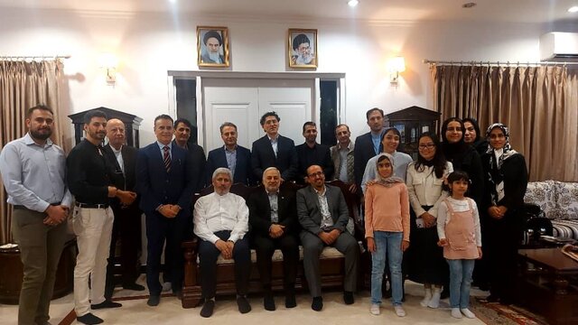 دیدار معاون وزیر خارجه با تعدادی از ایرانیان مقیم ویتنام مهم ترین مشکلات ایرانیان مقیم ویتنام در امور کنسولی