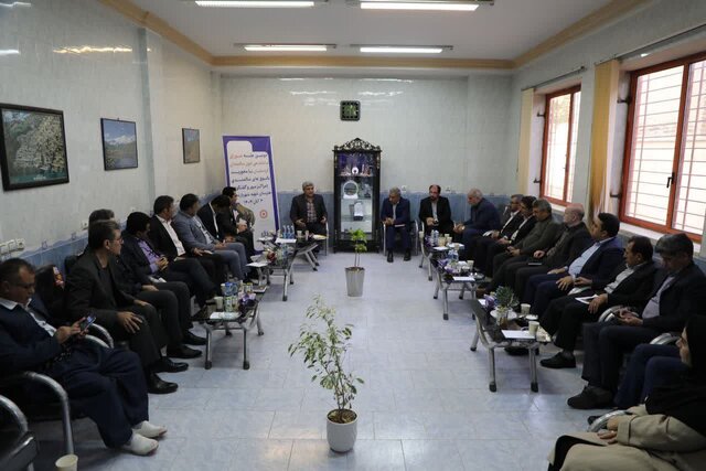 پاتوقهای سالمندی «مراکز مهر و گفتوگو» باید وجههای مردمی داشته باشند پاتوقهای سالمندی «مراکز مهر و گفتوگو» باید وجههای مردمی داشته باشند