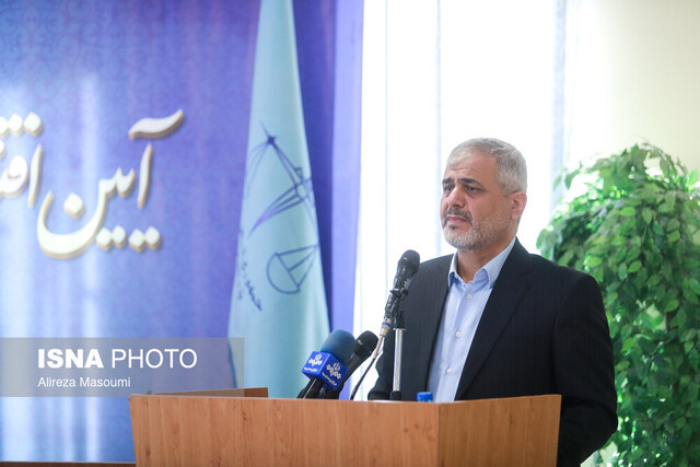 هر ماه ۲۰۰ پرونده به هر شعبه دادگاه خانواده در شهر تهران وارد میشود هر ماه ۲۰۰ پرونده به هر شعبه دادگاه خانواده در شهر تهران وارد میشود
