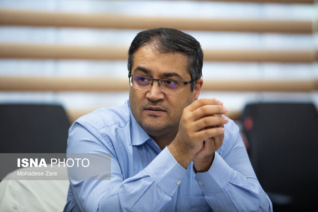 یک جامعه‌شناس: طبقه متوسط می‌تواند در بزنگاه‌های اجتماعی و سیاسی نقش‌آفرین باشد