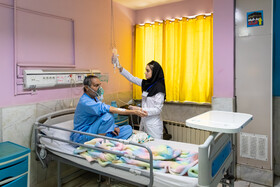 ویدا لگزیان، در بخش داخلی بیمارستان ۲۲ بهمن نیشابور فعالیت می کند.