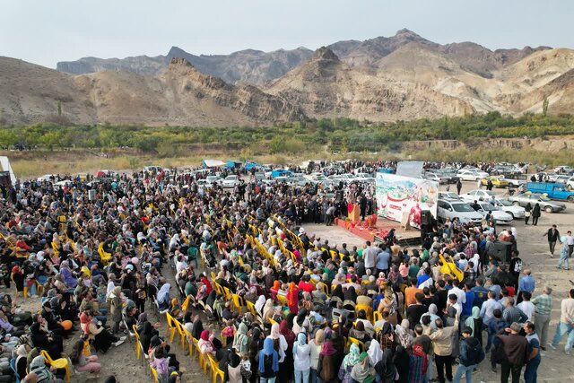 دومین جشنواره گردشگری انار نمهیل در خلخال برگزار میشود دومین جشنواره گردشگری انار نمهیل در خلخال برگزار میشود