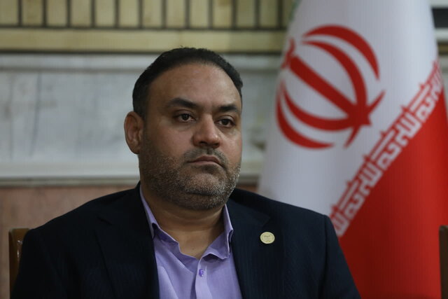 «علی حسینی» برگزیده حوزه فرهنگی جهاد دانشگاهی شد «علی حسینی» برگزیده حوزه فرهنگی جهاد دانشگاهی شد