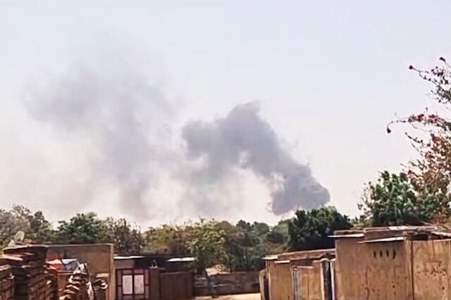 تصرف مقر ارتش سودان در شهر فاشر توسط نیروهای واکنش سریع تصرف مقر ارتش سودان در شهر فاشر توسط نیروهای واکنش سریع