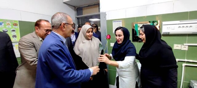 مطالبات کادر درمان کهگیلویه و بویراحمد در حال پیگیری است مطالبات کادر درمان کهگیلویه و بویراحمد در حال پیگیری است