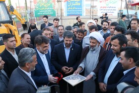 واگذاری ماشین آلات عمرانی به دهیاری روستای علیصدر درسفر  نیم روزه حمید ملانوری، استاندار همدان به کبودرآهنگ
