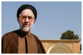 خاتمی: «ای ایران» گفتن کافی نیست، باید نسبت به ایران اهتمام عملی داشت