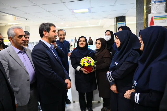 پیگیر جدی مطالبات کادر درمان در سطح ملی و استانی هستیم