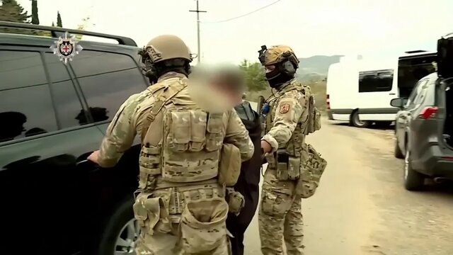 سه تبعه چینی به ظن خرید اورانیوم در گرجستان دستگیر شدند سه تبعه چینی به ظن خرید اورانیوم در گرجستان دستگیر شدند