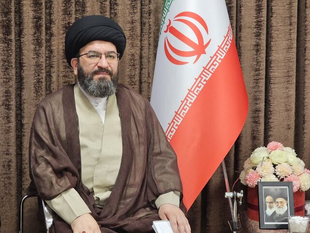حدود۷۰ هزار نفر به صورت فیزیکی در مسابقات قرآن در سنندج حضور داشتهاند حدود۷۰ هزار نفر به صورت فیزیکی در مسابقات قرآن در سنندج حضور داشتهاند