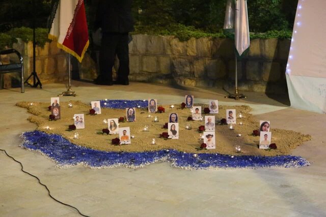 المان شاخص شهدای جنگ ۱۲ روز در شیراز ساخته میشود المان شاخص شهدای جنگ ۱۲ روز در شیراز ساخته میشود