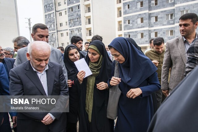 مسکن بدون آب و برق، خانه نیست/زمین بیشتر، زیرساخت کاملتر