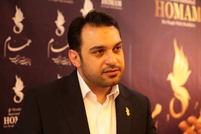 فروش بخش قابل توجهی از آثار هنرمندان دارای معلولیت فروش بخش قابل توجهی از آثار هنرمندان دارای معلولیت