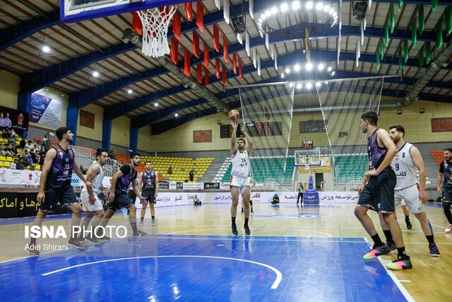 بازیکن بسکتبال گلنور: تقابل زودهنگام مقابل مدعیان، روند پیشرفت گلنور را سرعت بخشید