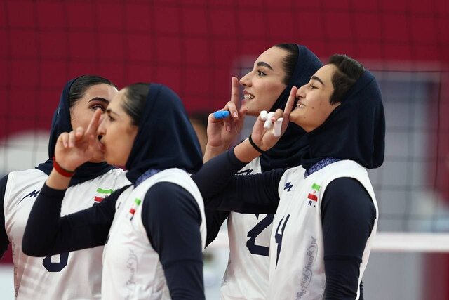 دختران والیبال ایران فینالیست شدند/ پیروزی نفس‌گیر شاگردان لی مقابل فیلیپین