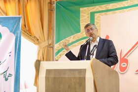 باید توجه همه را به انجام کار علمی و کارشناسی معطوف کنیم