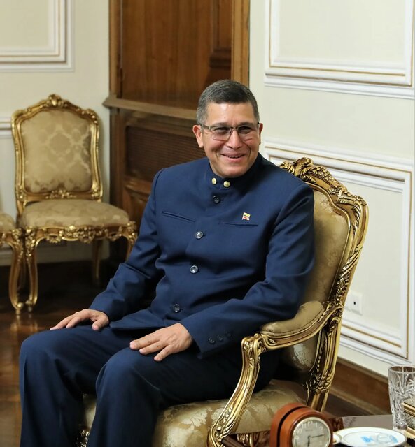 آمریکا بهدنبال غارت ثروت ونزوئلاست