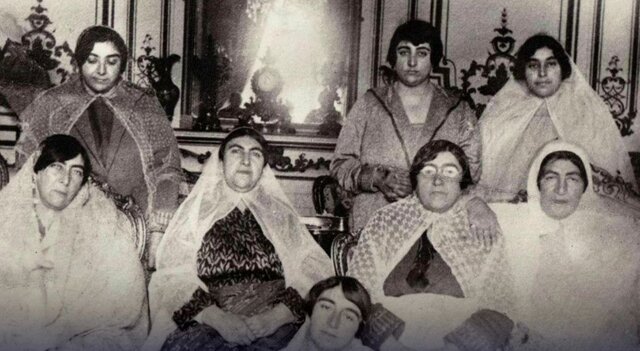 عکس‌های کمتر دیده شده از اندرونی مظفرالدین‌شاه قاجار!