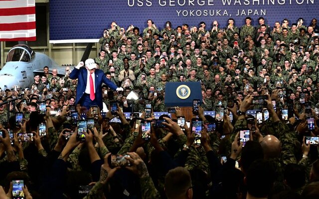 ژاپن نخستین بخش از موشکهای آمریکایی را از ترامپ تحویل گرفت