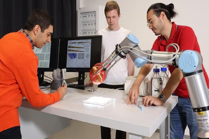 «کاتتر» هوشمندی که در رگ‌هایی باریک‌تر از موی انسان حرکت می‌کند