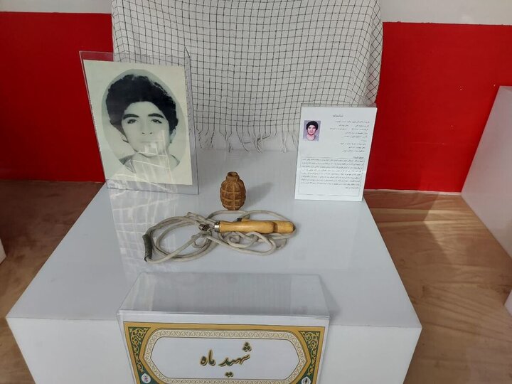 دانشآموز شهید در قاب ویترین «شهید ماه» نمایان شد دانشآموز شهید در قاب ویترین «شهید ماه» نمایان شد
