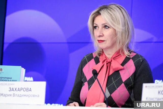 طعنه زاخارووا به ماکرون