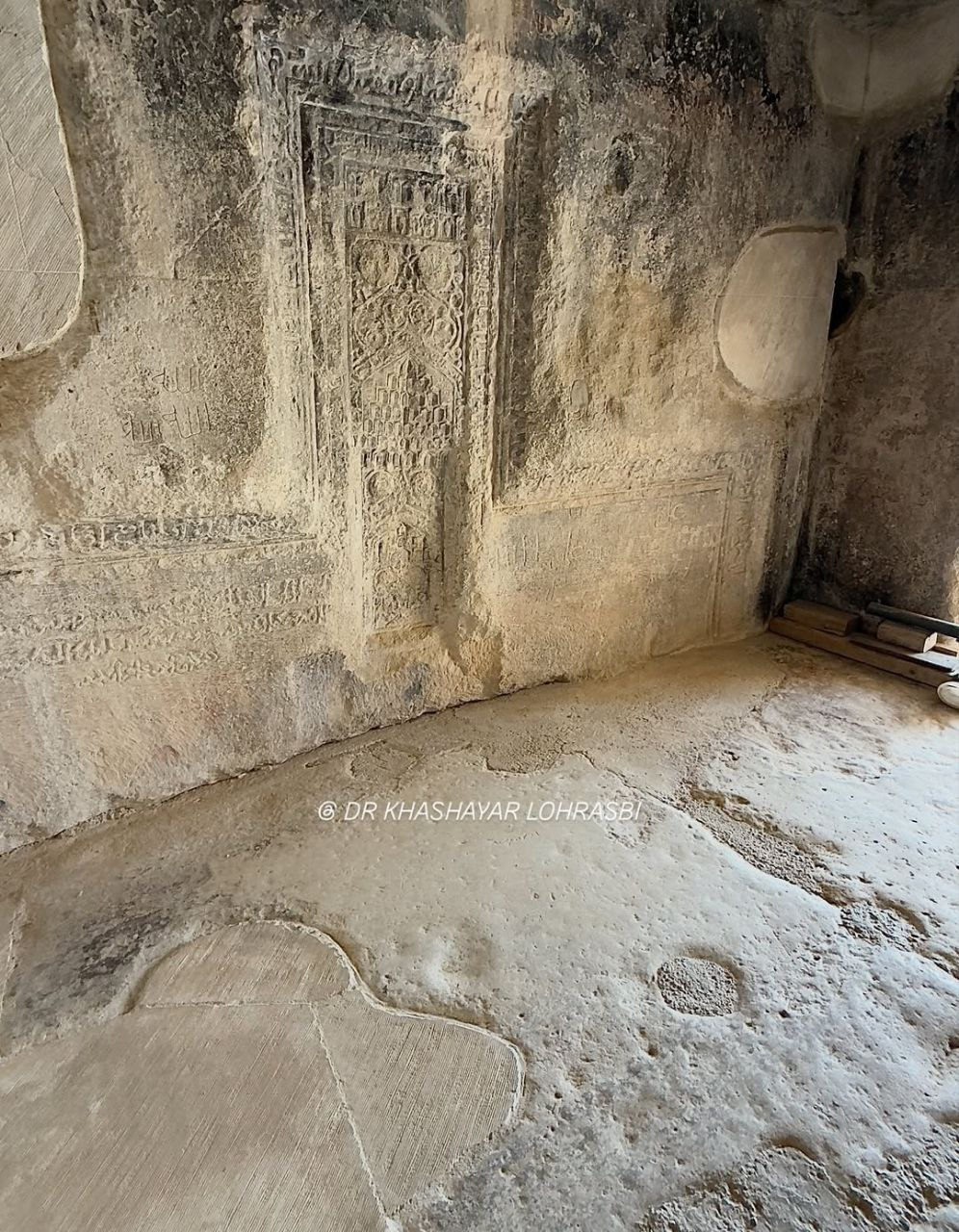 عکس/ درون آرامگاه کوروش این شکلی است