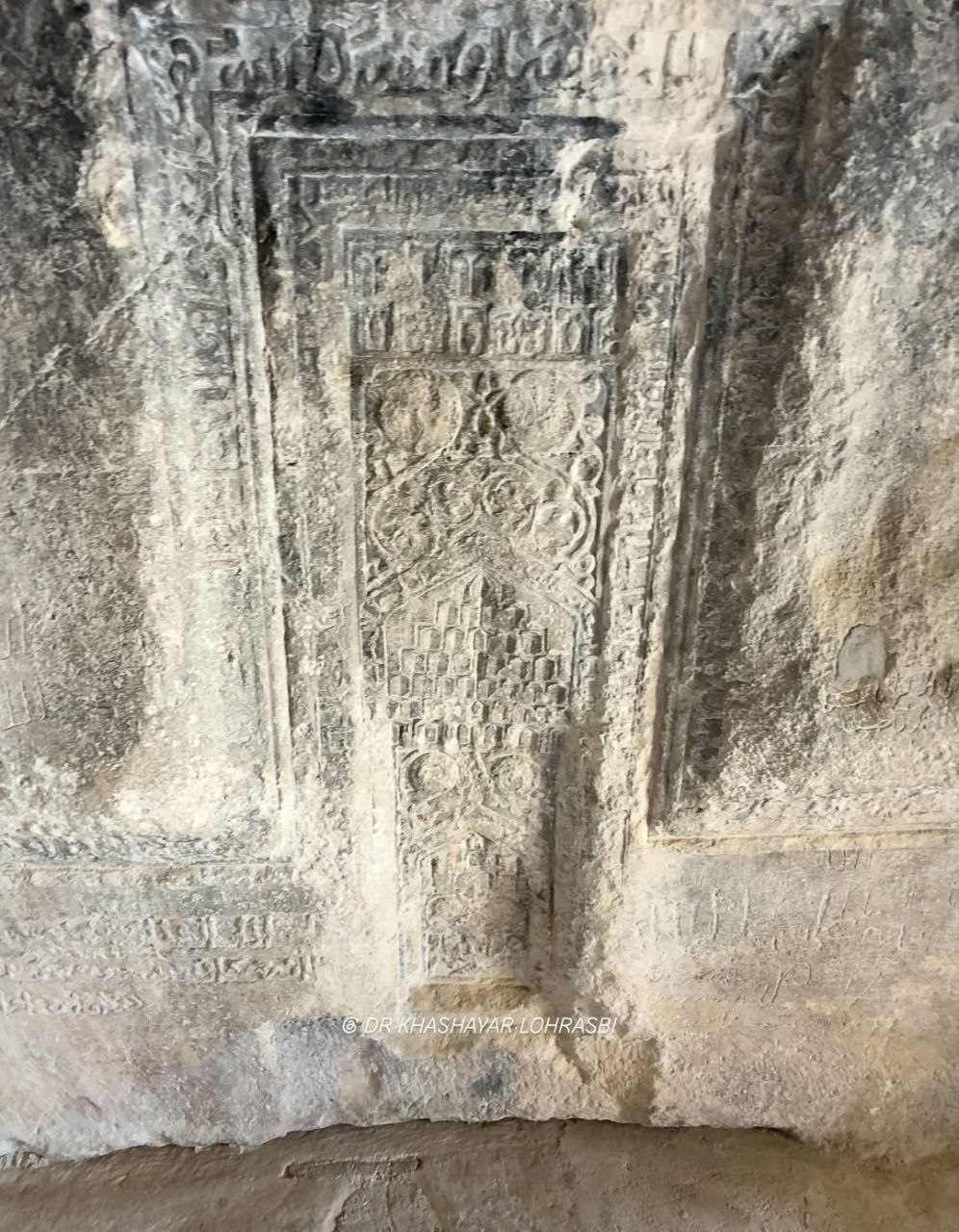 عکس/ درون آرامگاه کوروش این شکلی است