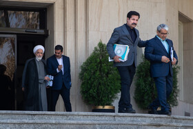 حاشیه جلسه هیات دولت - ۷ آبان