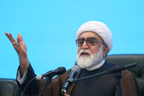 زائران نباید فکر کنند مشهد و کیش هیچ تفاوتی با هم ندارند