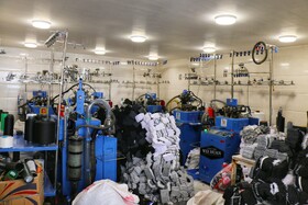 از نخ تا نقش؛ روایت دست‌های هنرمند لتگاهی‌ها در جشنواره جوراب