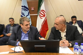 محمدجواد عسکری، رئیس کمیسیون کشاورزی مجلس و محمد جواد کولیوند استاندار سمنان در نشست رئیس و اعضای کمیسیون تخصصی کشاورزی مجلس با کشاورزان، بهره برداران و باغداران پسته شهرستان دامغان