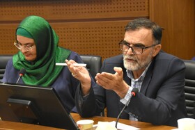 علی اکبر علیزاده نماینده دامغان در نشست رئیس و اعضای کمیسیون تخصصی کشاورزی مجلس با کشاورزان، بهره برداران و باغداران پسته شهرستان دامغان