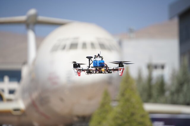 جنگ نفسگیر پهپادی ۲۰ تیم در منطقه بینالمللی نوآوری/چالشهای حضور تیمهای خارجی با پهپادهای اختصاصی جنگ نفسگیر پهپادی ۲۰ تیم در منطقه بینالمللی نوآوری/چالشهای حضور تیمهای خارجی با پهپادهای اختصاصی