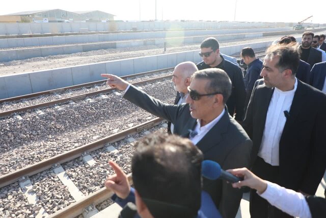 روند اجرایی پروژه راهآهن شلمچه- بصره سرعت گرفته است روند اجرایی پروژه راهآهن شلمچه- بصره سرعت گرفته است