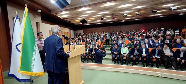 عالمان سرمایه‌های بزرگ کشور و سرچشمه اقتدار و افتخار ملی‌اند