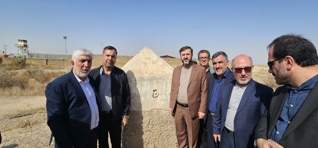 گزارش غریب‌آبادی از گذرگاه مرزی «اسلام قلعه» و «دوغارون»