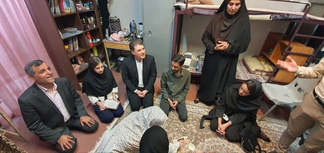 بازدید معاون سیاسی وزیر کشور از دانشگاه اصفهان و گفتوگو با دانشجویان بازدید معاون سیاسی وزیر کشور از دانشگاه اصفهان و گفتوگو با دانشجویان