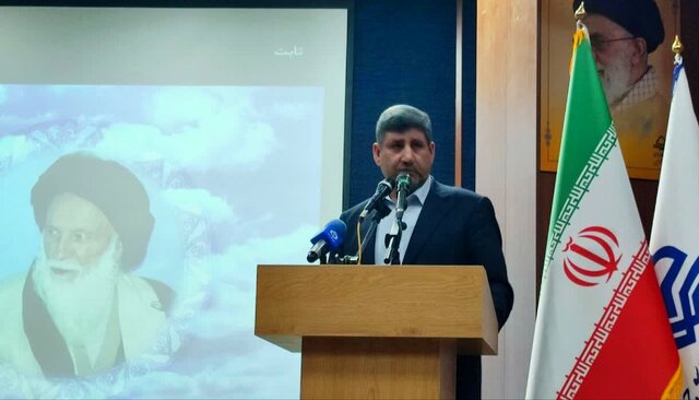 عالمان سرمایههای بزرگ کشور و سرچشمه اقتدار و افتخار ملیاند عالمان سرمایههای بزرگ کشور و سرچشمه اقتدار و افتخار ملیاند