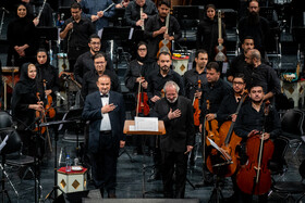 کنسرت «آن لحظهها» عبدالحسین مختاباد